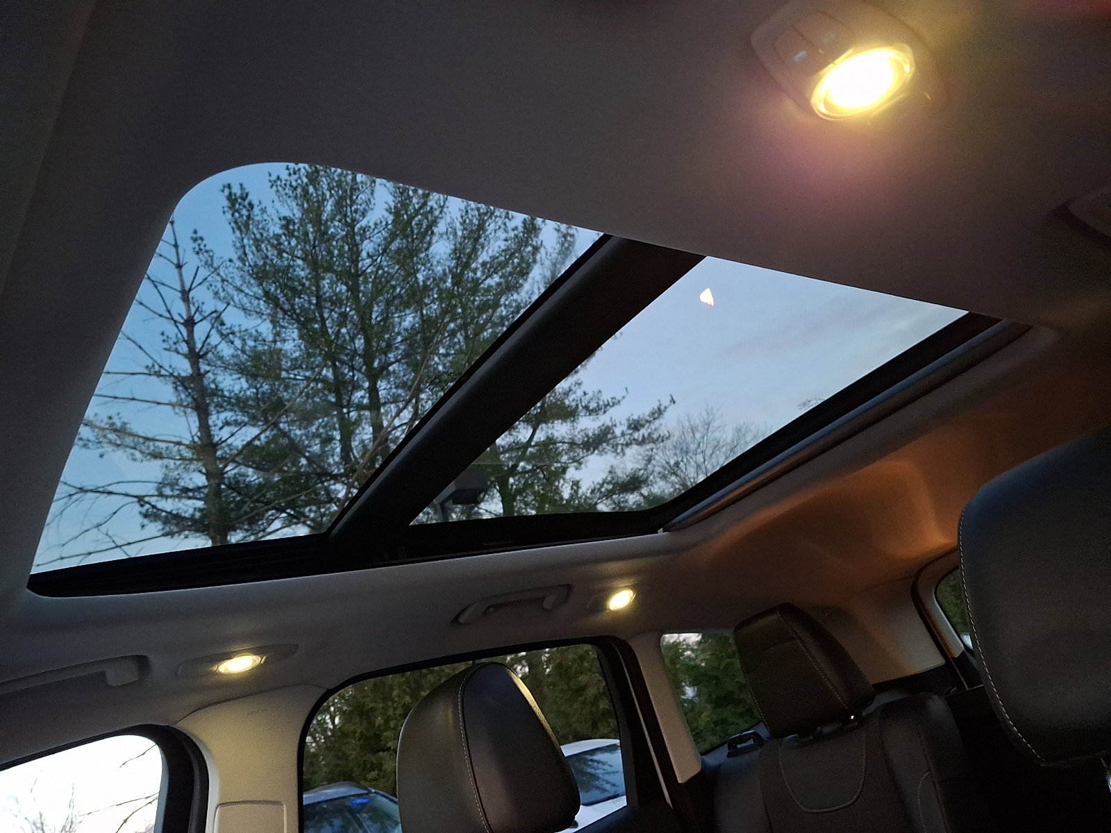 Used 2013 Ford Escape Titanium w/ Parking Technology Pkg image 21