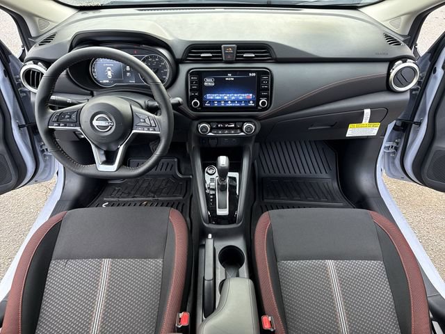 New 2025 Nissan Versa SR w/ Trunk Package FWD image 9