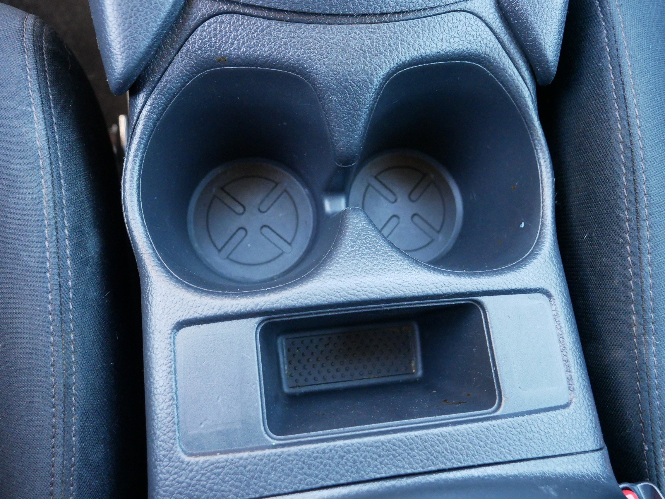 Used 2018 Nissan Rogue S image 30