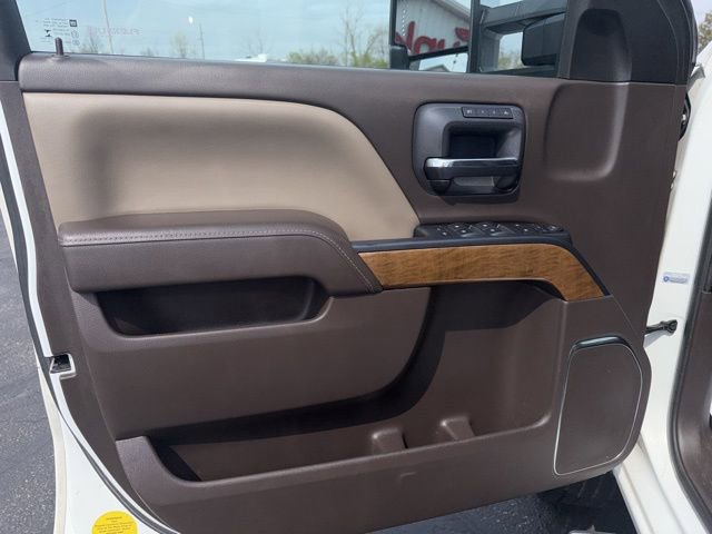 Used 2016 Chevrolet Silverado 2500 LTZ image 10