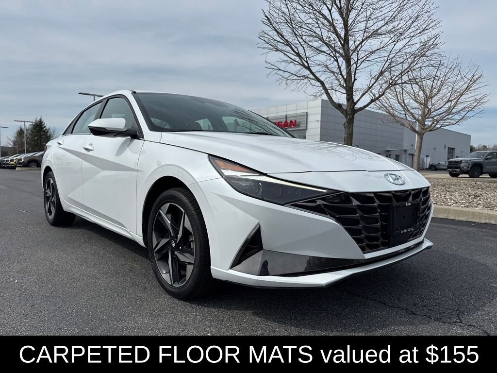 Used 2021 Hyundai Elantra Limited image 3