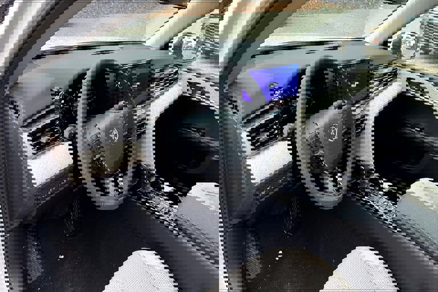 New 2026 Toyota Camry XLE AWD/4WD image 8