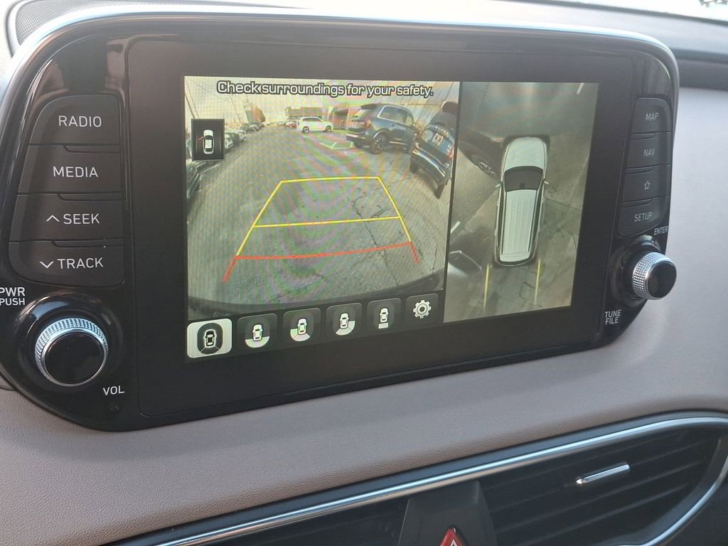 Used 2019 Hyundai Santa Fe FWD image 17