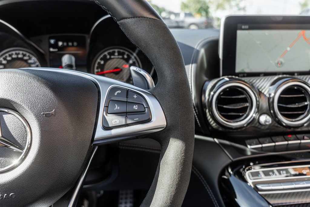 Used 2018 Mercedes-Benz AMG GT Roadster w/ Lane Tracking Package image 27