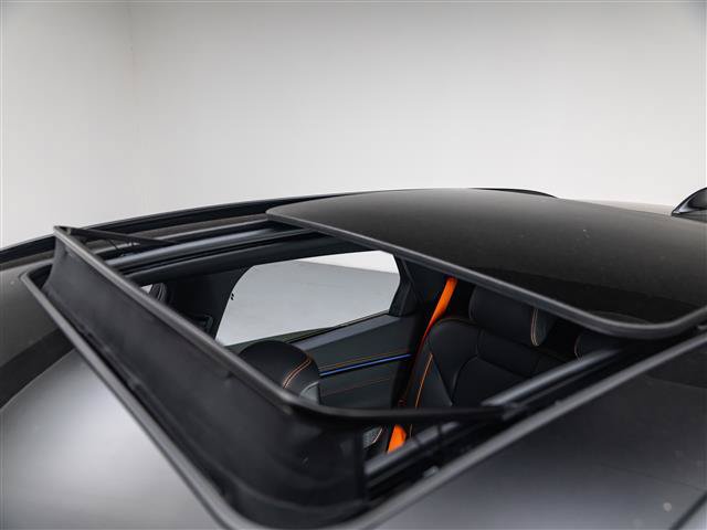 New 2026 Genesis GV70 2.5T Sport Prestige AWD/4WD image 17