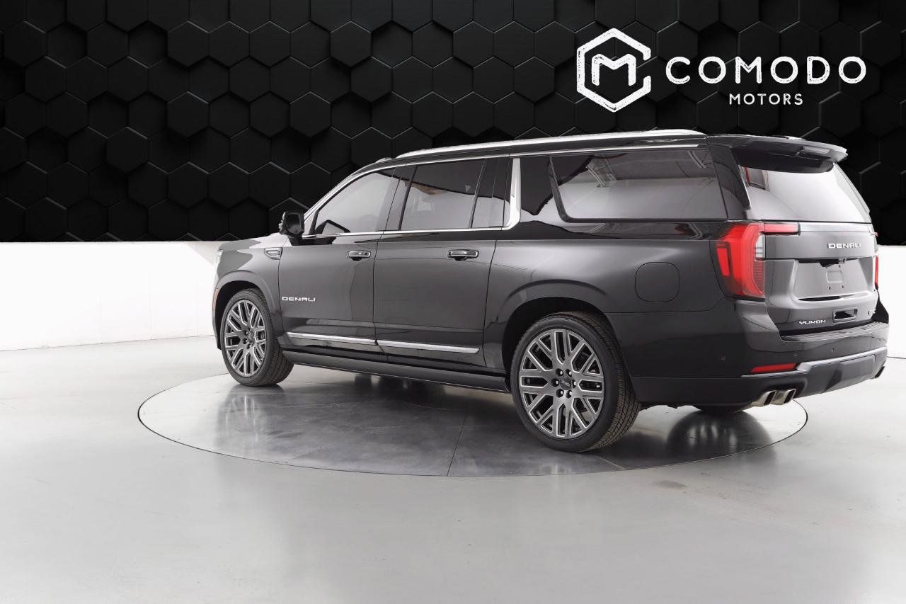 Used 2025 GMC Yukon XL Denali Ultimate image 5