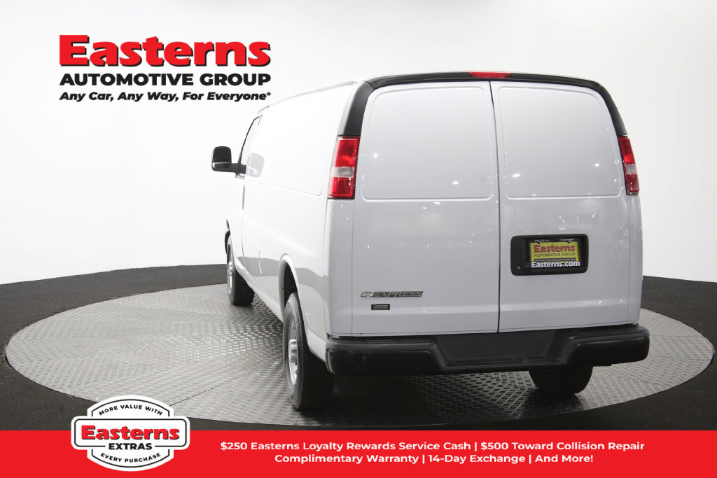 Used 2019 Chevrolet Express 2500 Extended RWD image 34