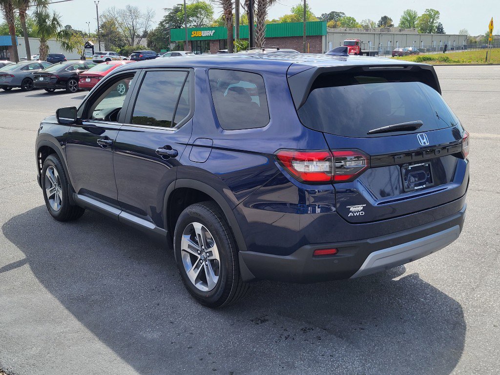 New 2025 Honda Pilot EX-L image 4