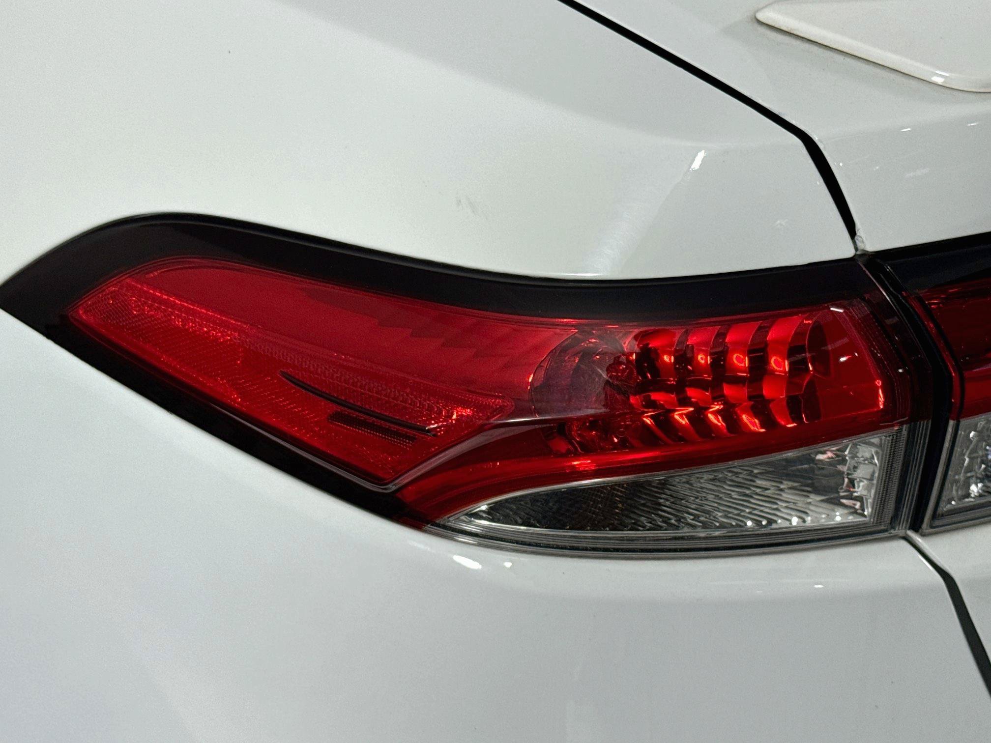Used 2020 Toyota Corolla SE FWD image 61