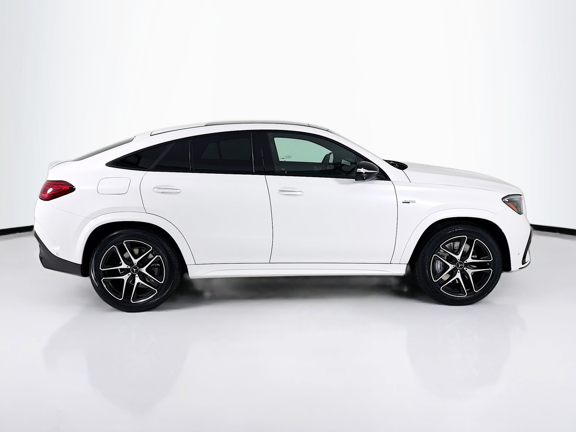 New 2026 Mercedes-Benz GLE 53 AMG 4MATIC Coupe image 9
