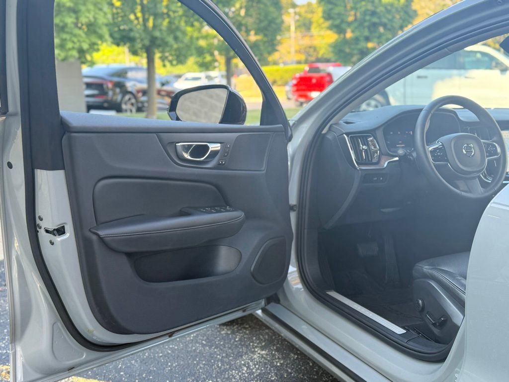 Used 2025 Volvo S60 T8 Plus w/ Climate Package image 14