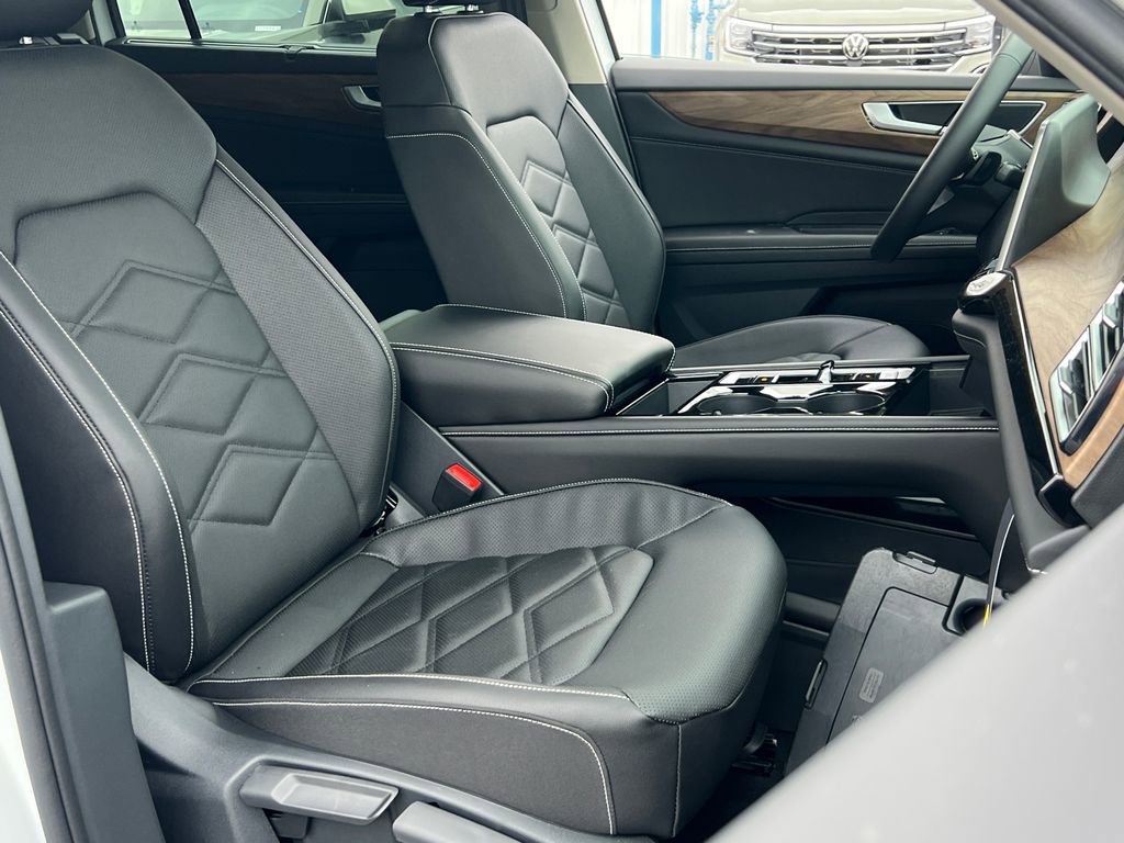 New 2026 Volkswagen Atlas SE image 9