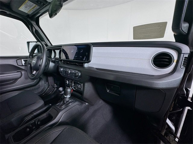 Used 2025 Jeep Wrangler Sport image 34