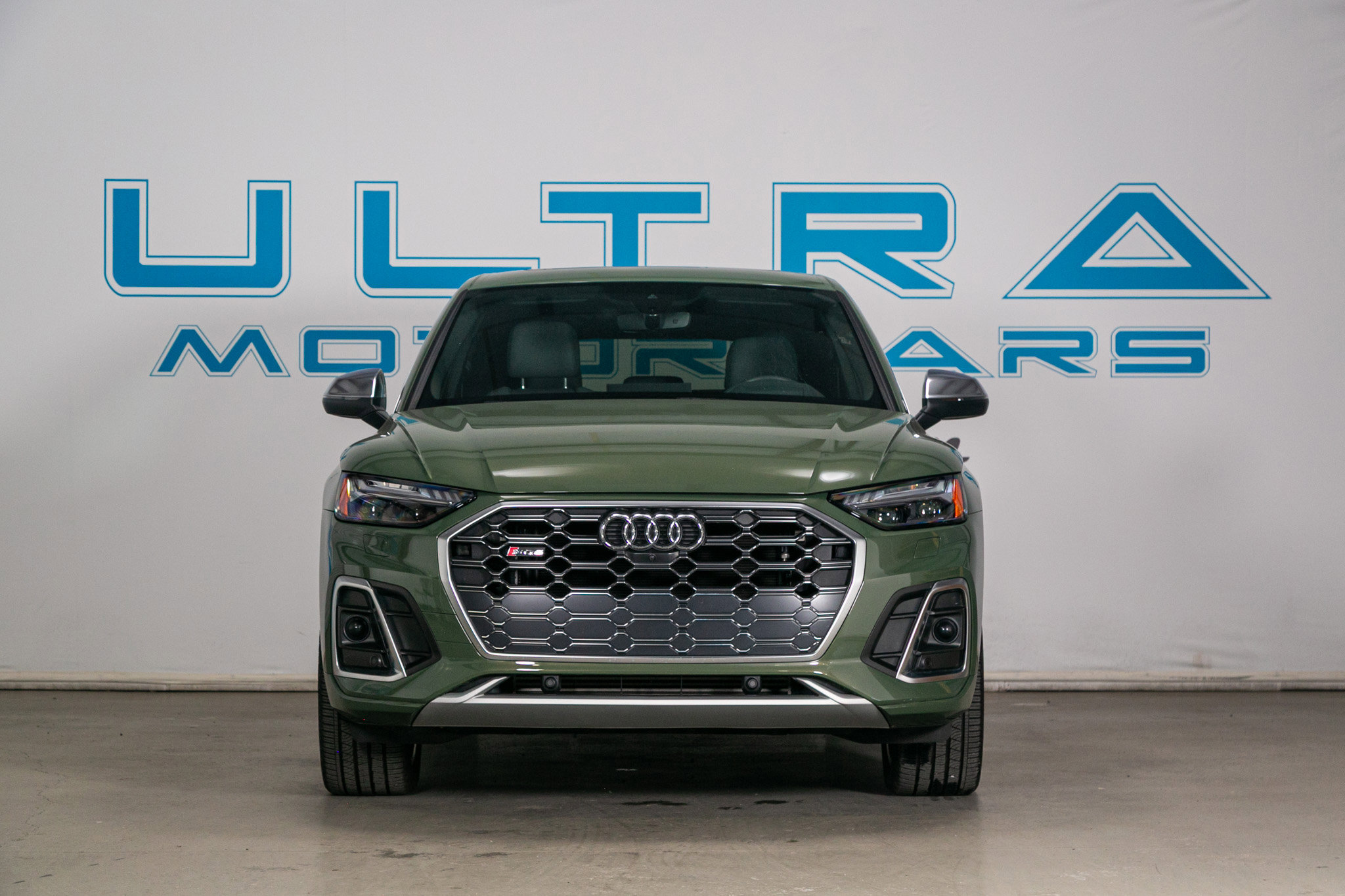 Used 2023 Audi SQ5 Prestige w/ Prestige Package image 7