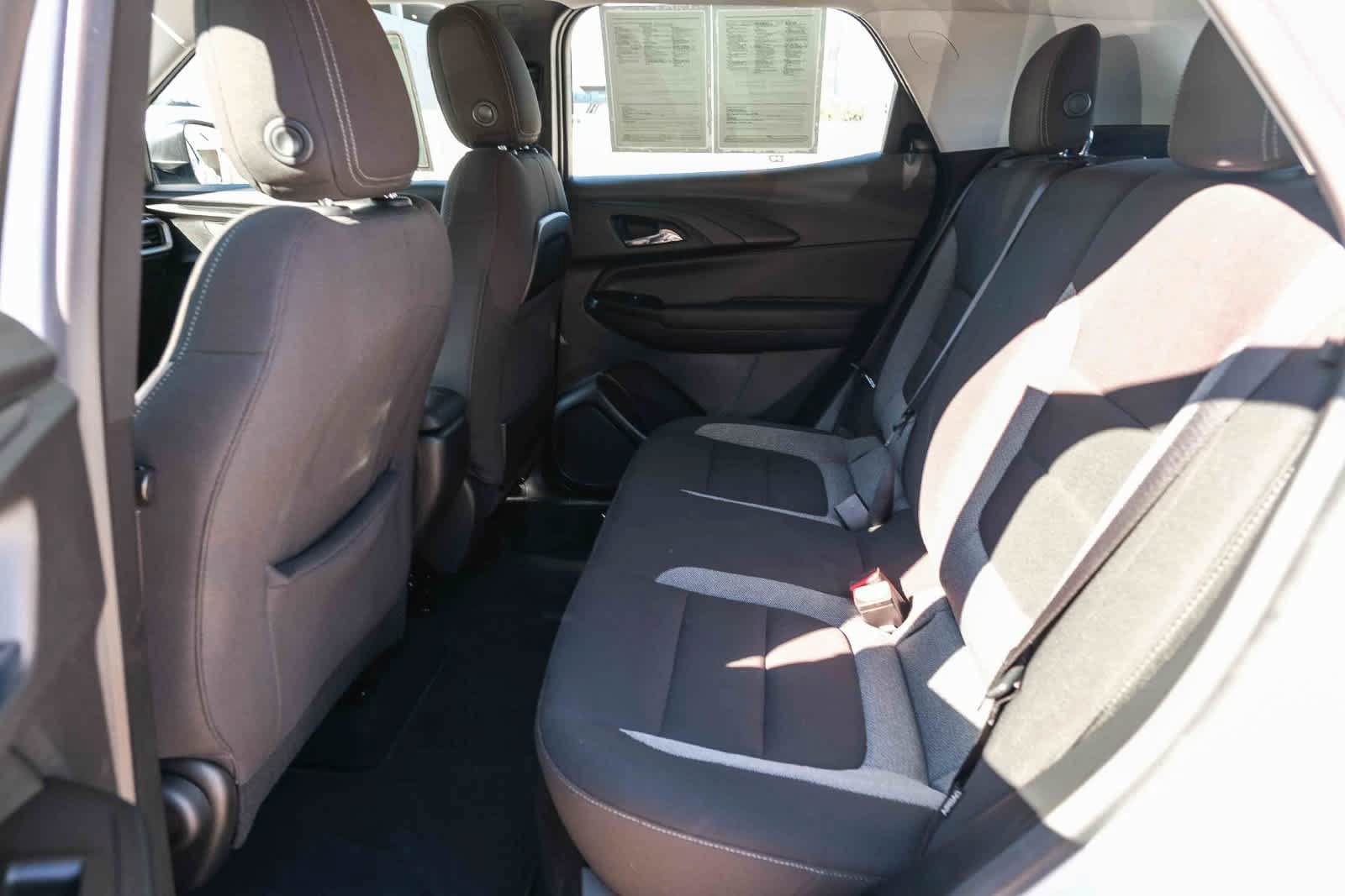 Used 2023 Chevrolet TrailBlazer LS FWD image 19