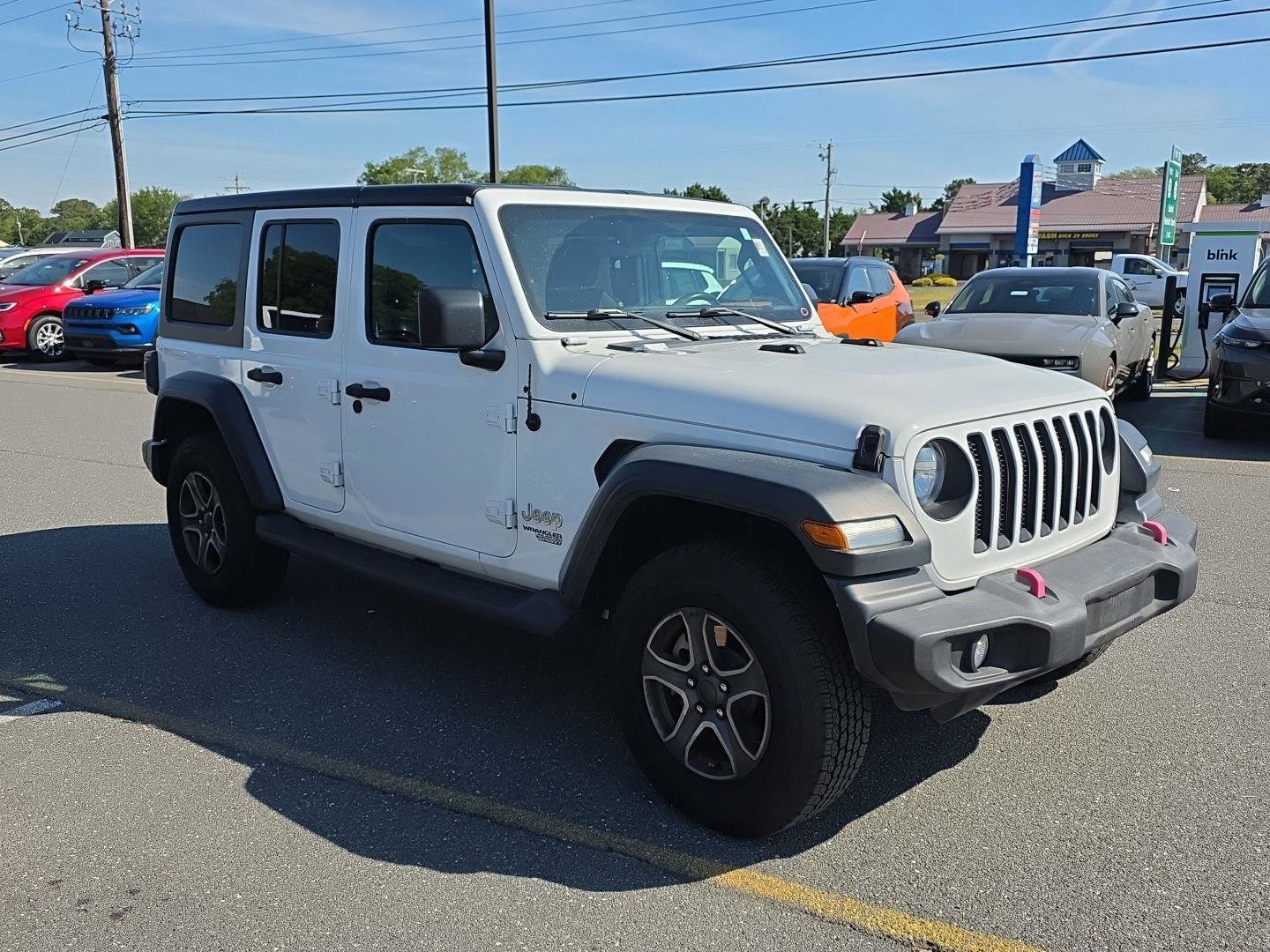Used 2019 Jeep Wrangler Unlimited Sport S AWD/4WD image 3