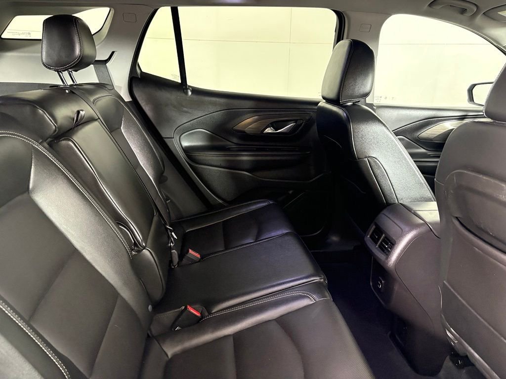 Used 2024 GMC Terrain SLT FWD image 17