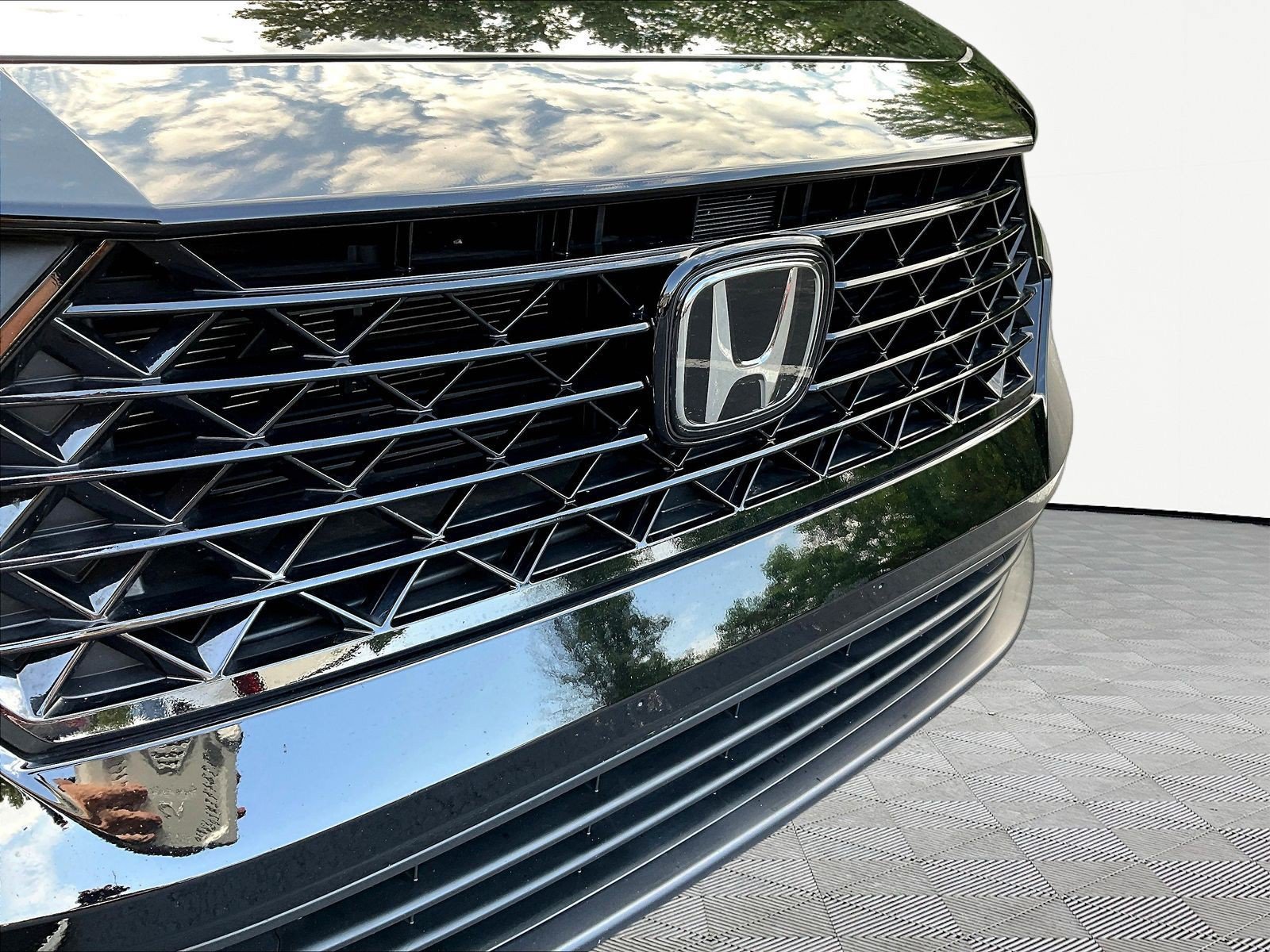 Used 2024 Honda Accord LX image 32