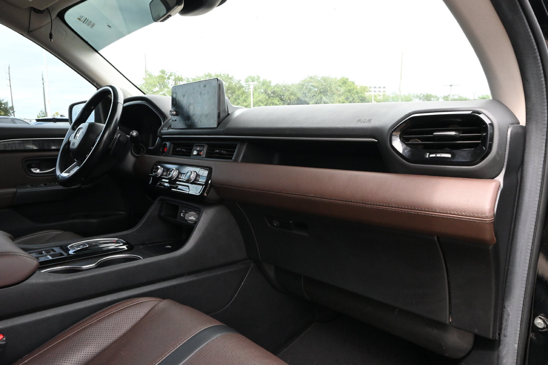 Used 2024 Honda Pilot Elite image 22