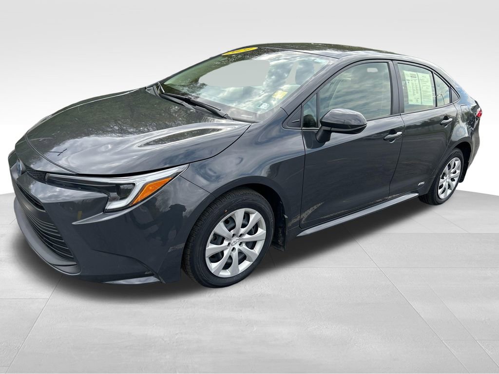 Used 2024 Toyota Corolla LE