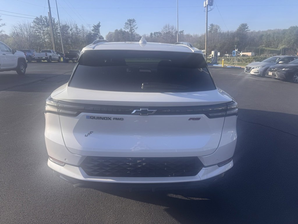 Used 2024 Chevrolet Equinox EV RS w/ Active Safety Package 3 image 13