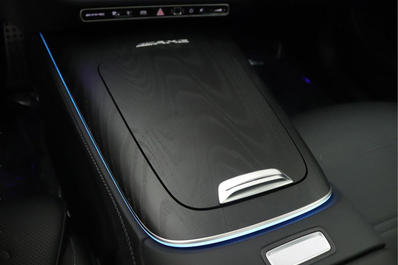 New 2026 Mercedes-Benz E 53 AMG e 4MATIC Sedan image 6