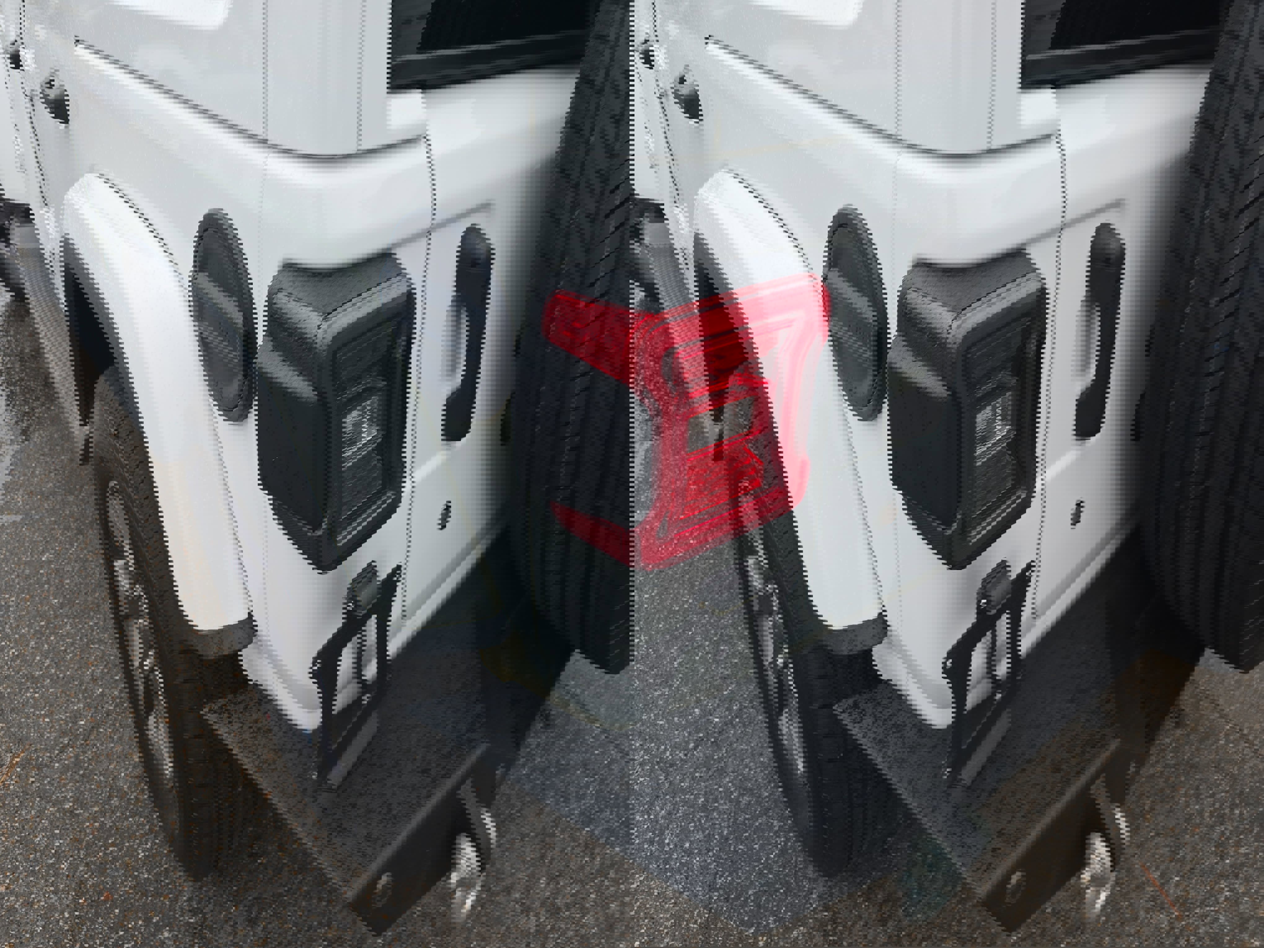 Used 2019 Jeep Wrangler Unlimited Sahara image 37