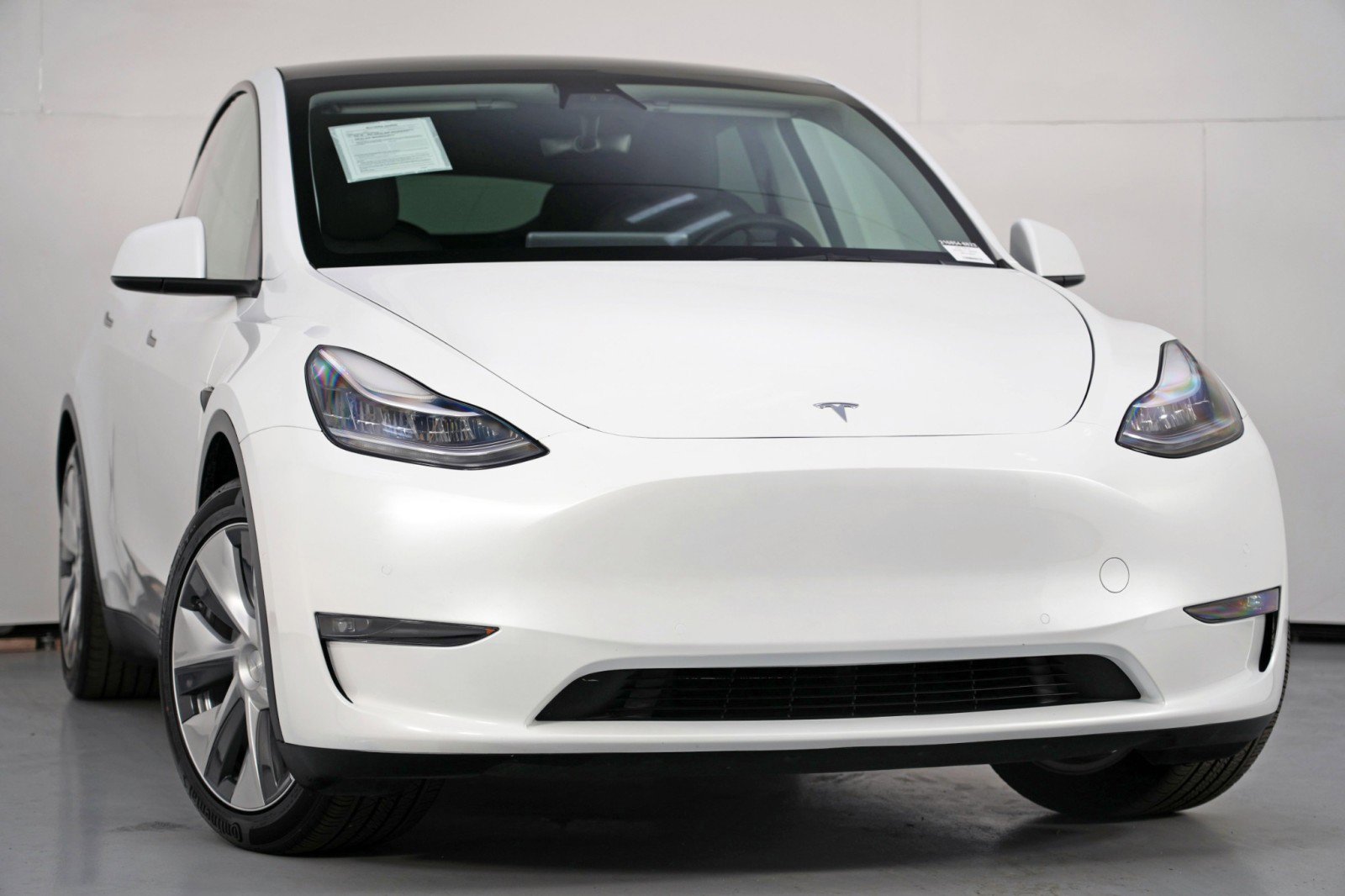 Used 2021 Tesla Model Y Long Range image 4
