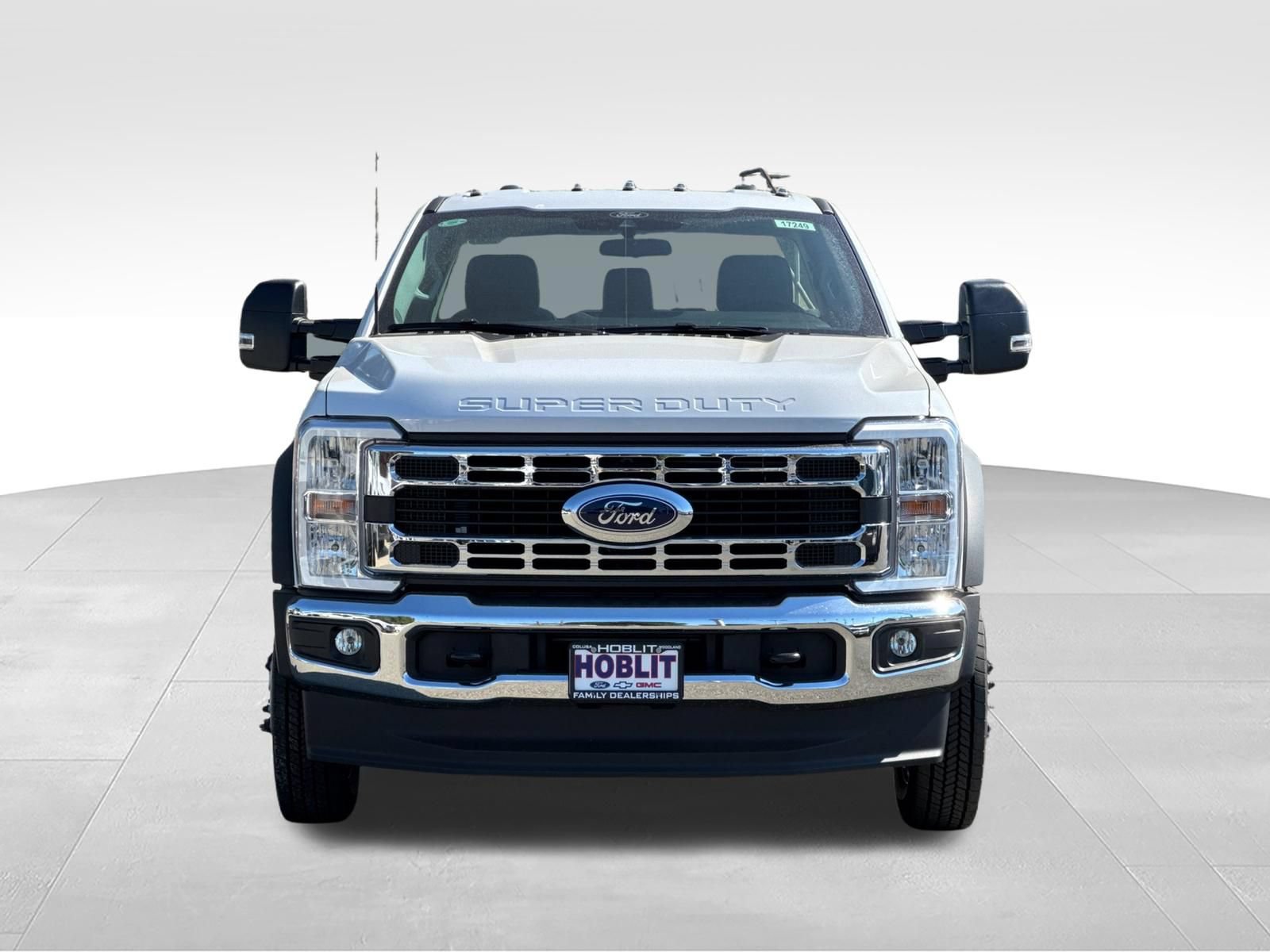 New 2026 Ford F550 2WD Regular Cab Super Duty w/ XL Chrome Package image 9