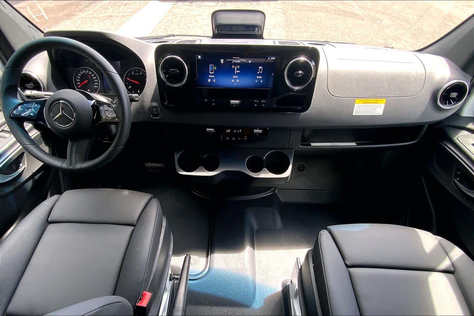 Used 2026 Mercedes-Benz Sprinter 2500 image 16