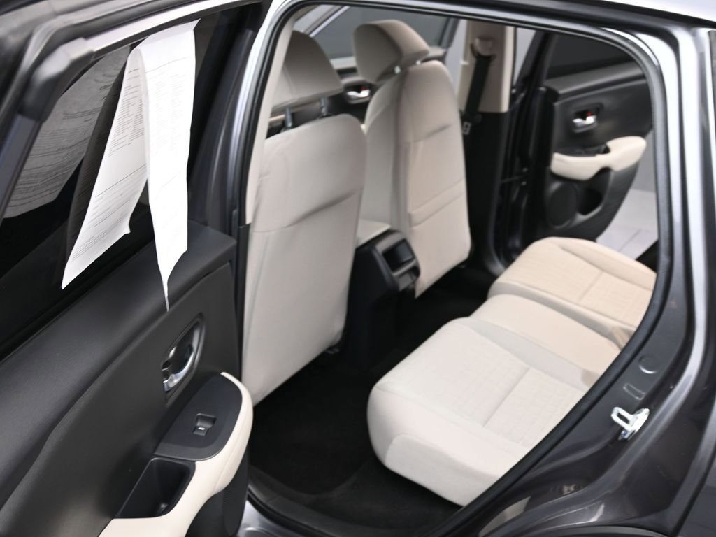 Used 2025 Honda HR-V LX image 10