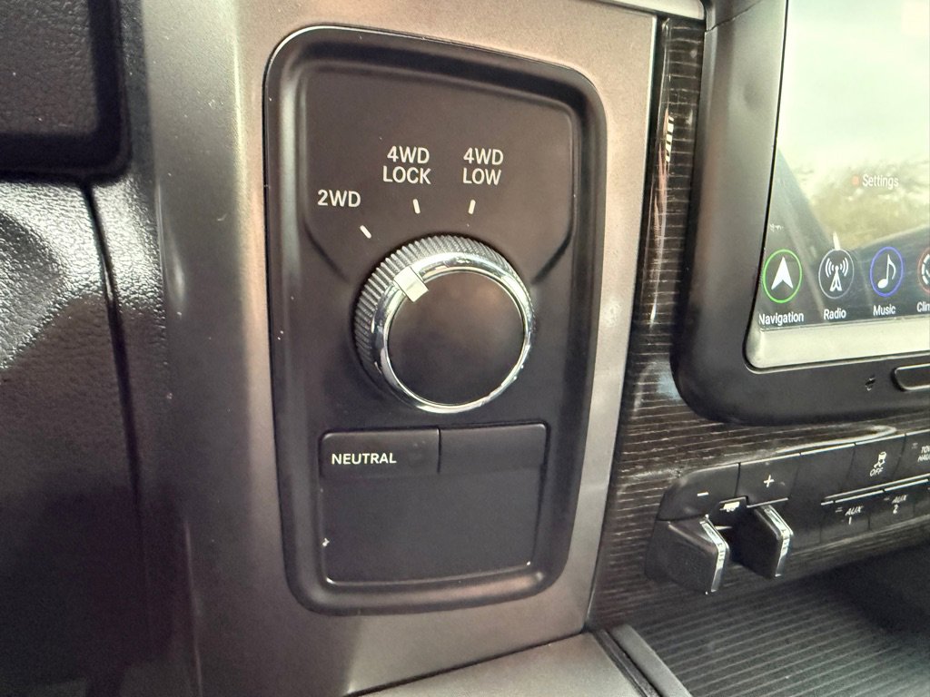 Used 2017 RAM 3500 Laramie Longhorn AWD/4WD image 32