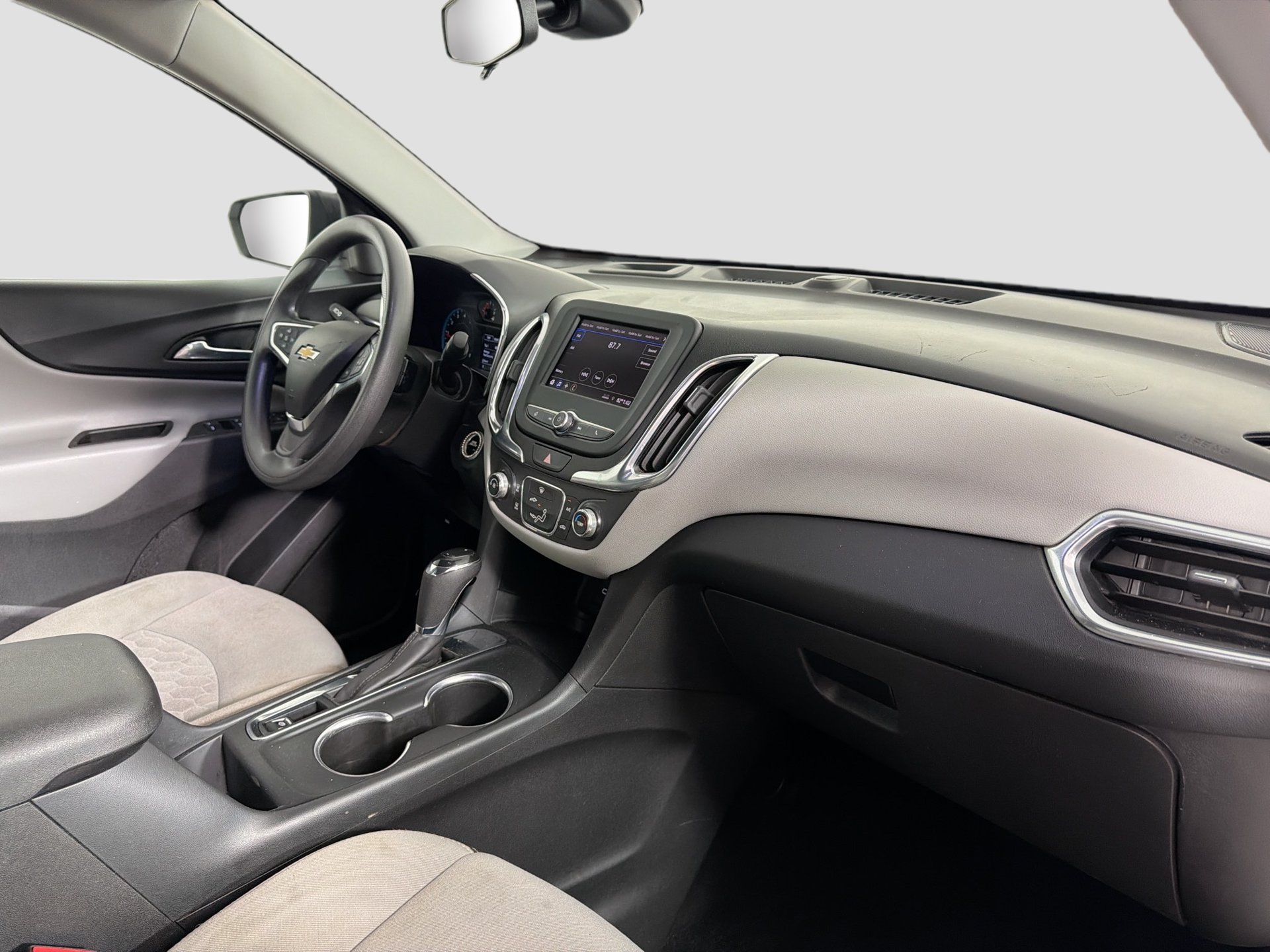 Used 2021 Chevrolet Equinox LS w/ LS Convenience Package FWD image 26