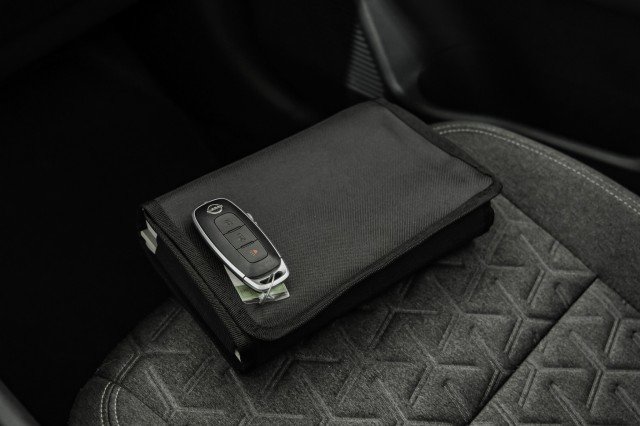 Used 2025 Nissan Kicks SV image 54