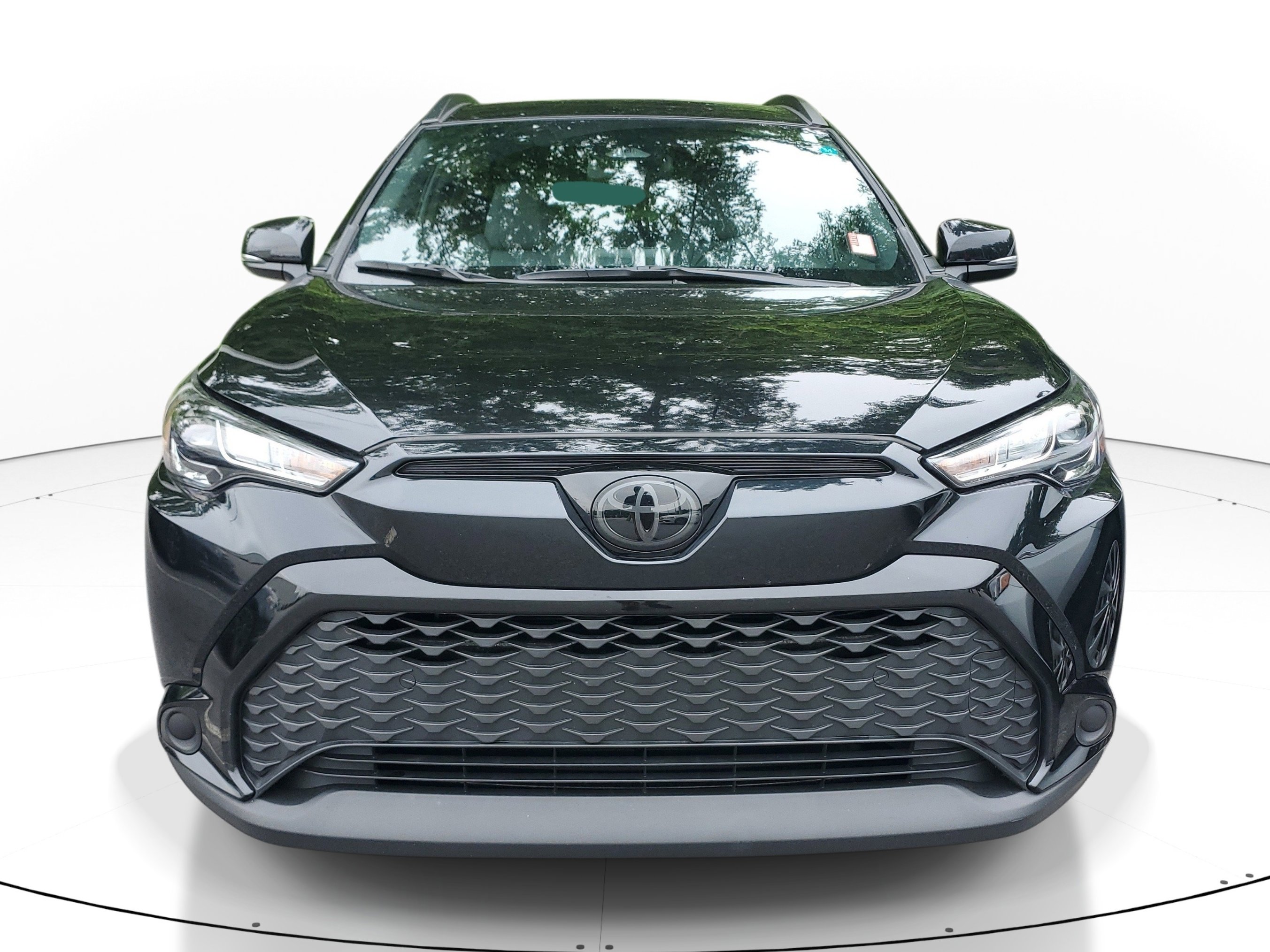 Used 2024 Toyota Corolla Cross AWD Hybrid image 2