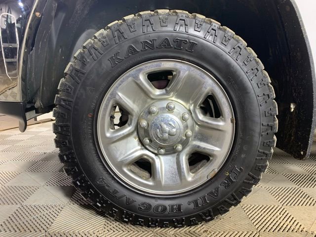Used 2018 RAM 2500 Tradesman w/ Chrome Appearance Group image 34