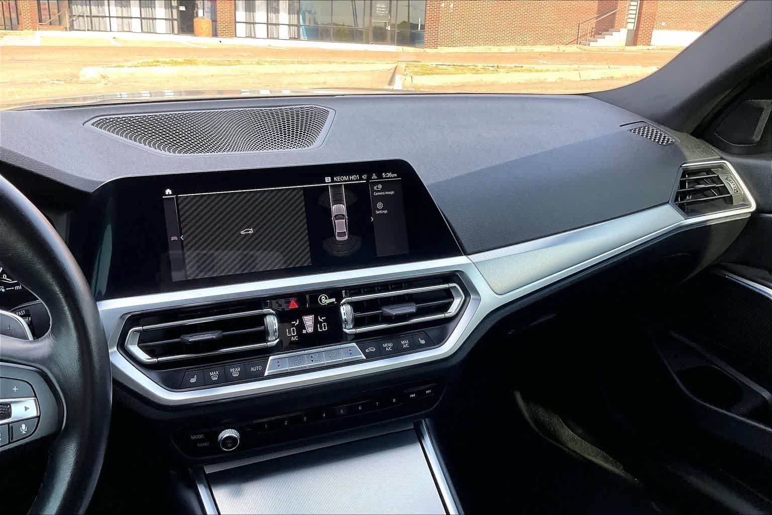 Used 2022 BMW 330e xDrive AWD/4WD image 15