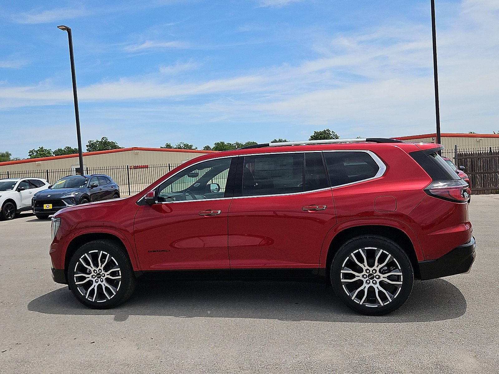 New 2026 GMC Acadia Denali Ultimate FWD image 2