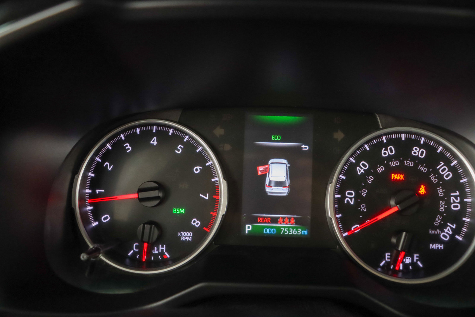 Used 2021 Toyota RAV4 XLE w/ Convenience Package AWD/4WD image 15