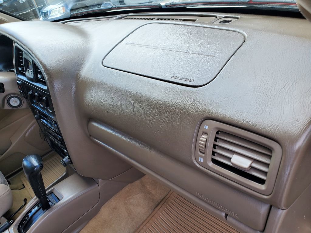 Used 2001 Nissan Pathfinder SE RWD image 40