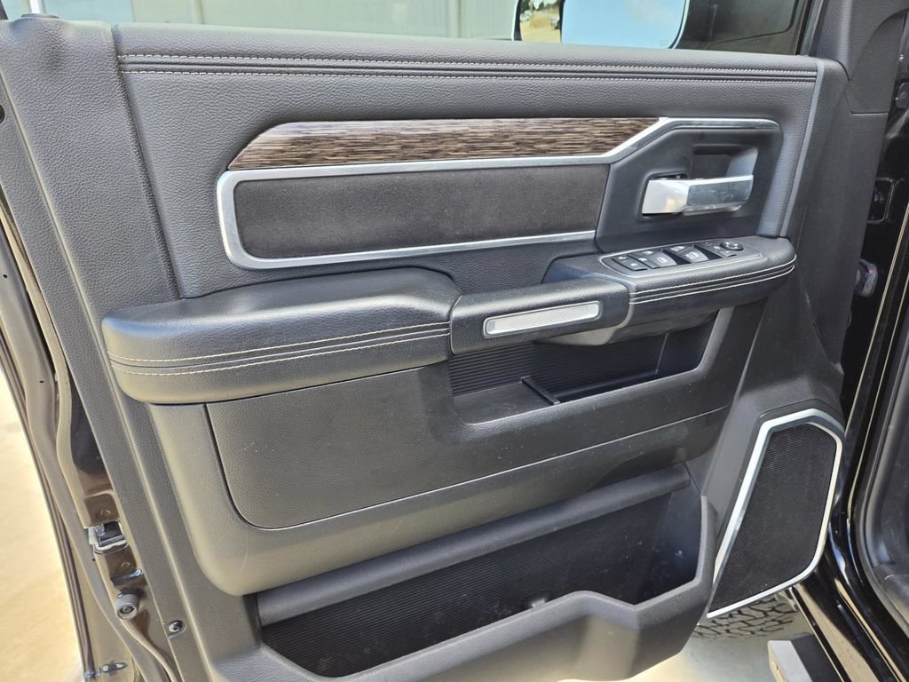 Used 2019 RAM 2500 Laramie w/ Protection Group AWD/4WD image 10