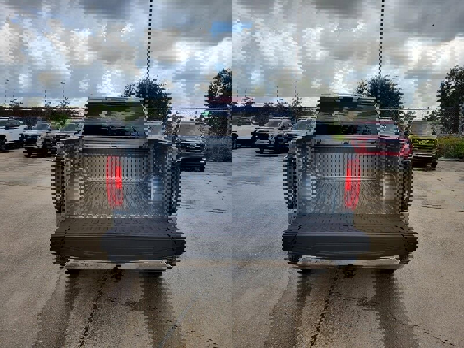 New 2026 GMC Sierra 1500 SLT w/ SLT Premium Package image 7