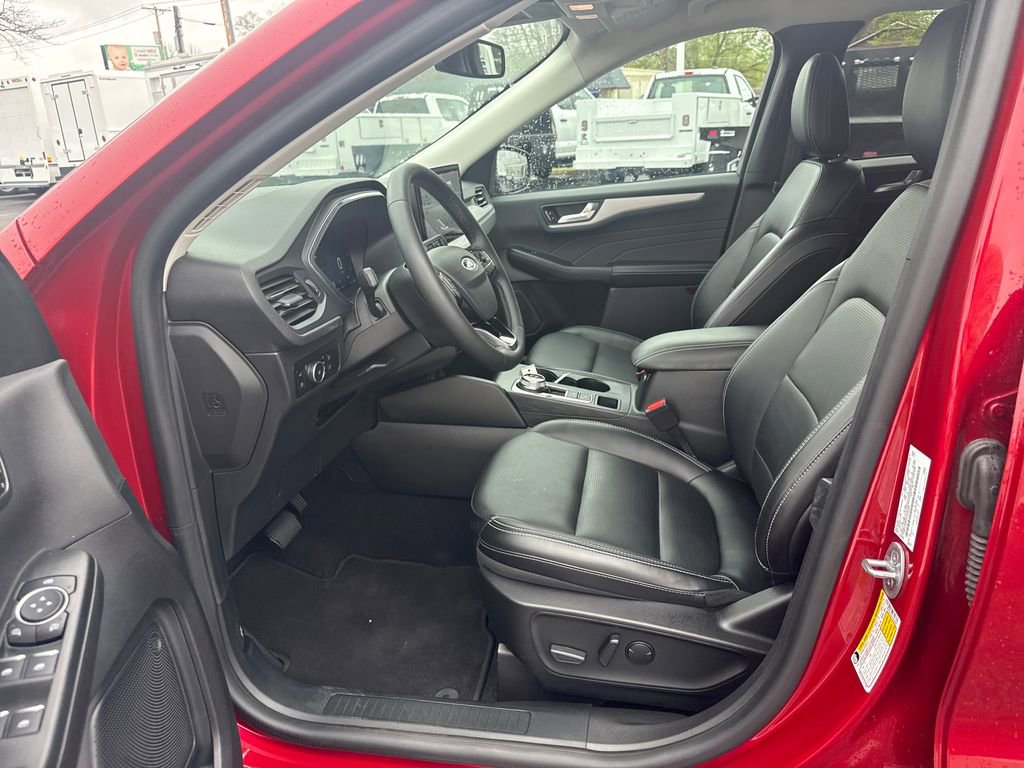Used 2023 Ford Escape Platinum FWD image 23