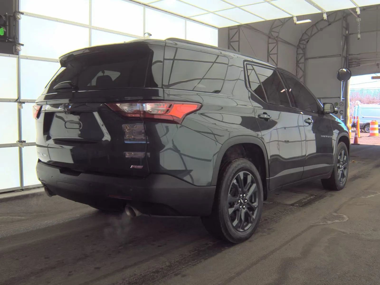 Used 2020 Chevrolet Traverse RS AWD/4WD image 42