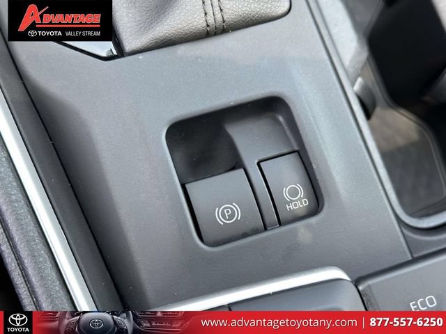 Certified 2024 Toyota Grand Highlander AWD image 39