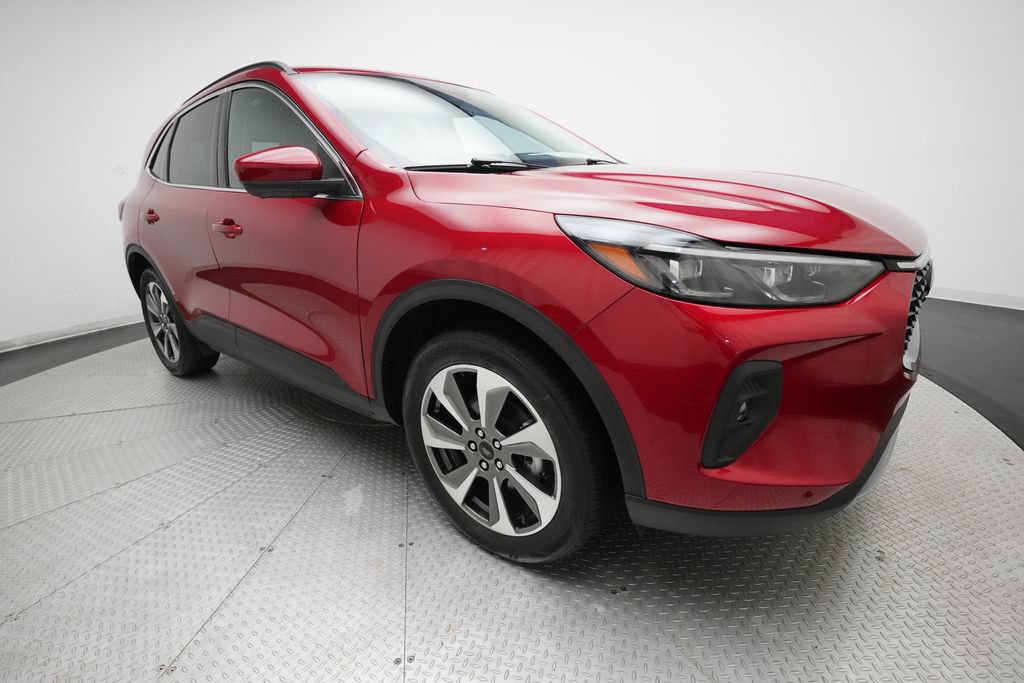 Used 2024 Ford Escape Platinum AWD/4WD image 36