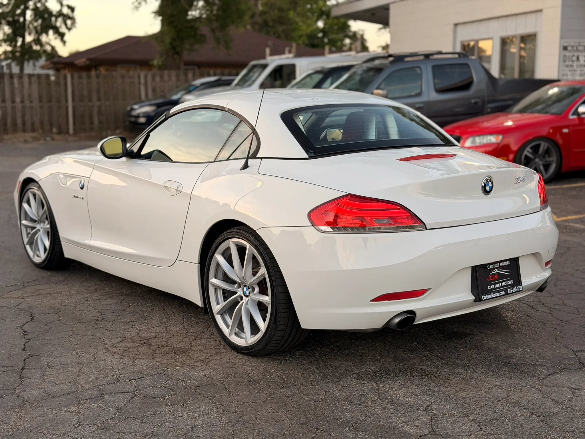 Used 2010 BMW Z4 sDrive35i RWD image 11