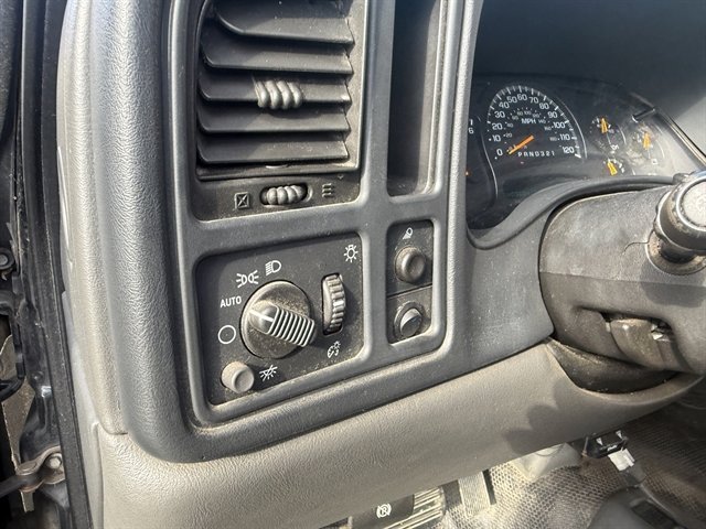 Used 2006 Chevrolet Silverado 1500 W/T image 11