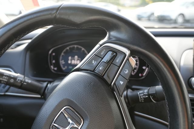 Used 2021 Honda Accord Touring image 25