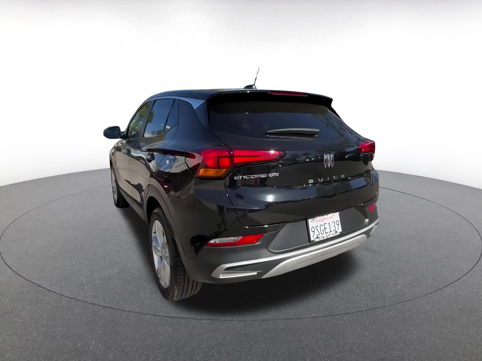 Used 2025 Buick Encore GX Preferred image 11